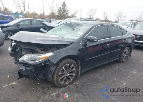 2018 Toyota Avalon Xle z USA, uszkodzony, nr VIN 4T1BK1EB2JU281971